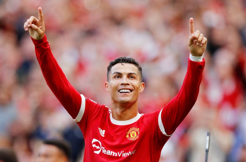 Ronaldo nổi tiếng với kiểu ăn mừng “Sii” quen thuộc