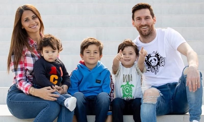 Vợ Messi là ai? Người phụ nữ đứng sau thành công của Messi?