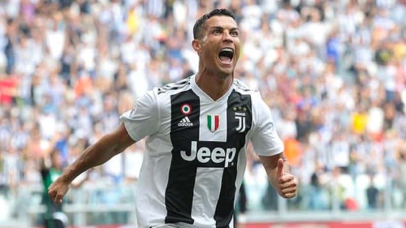 Ronaldo sút chân trái để thích nghi với Serie A