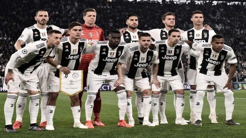 Đội bóng đá Juventus được mệnh danh là phù thủy sân bóng
