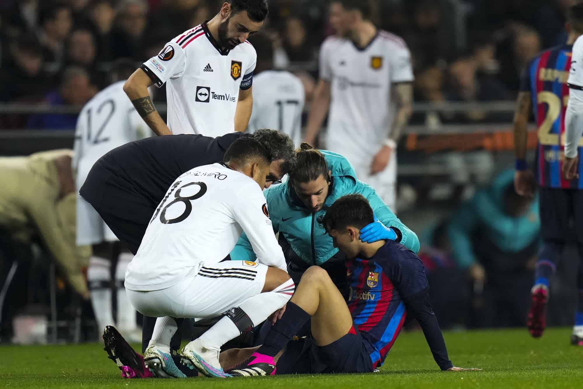 Trụ cột Barca vắng mặt trong trận đấu vì vấn đề sức khỏe tim mạch