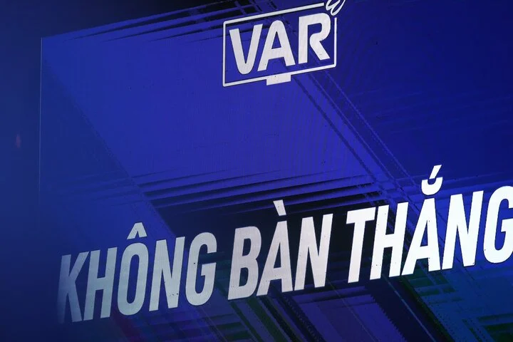VAR xuất hiện trong trận đấu quyết định mùa giải V.League 2023/24
